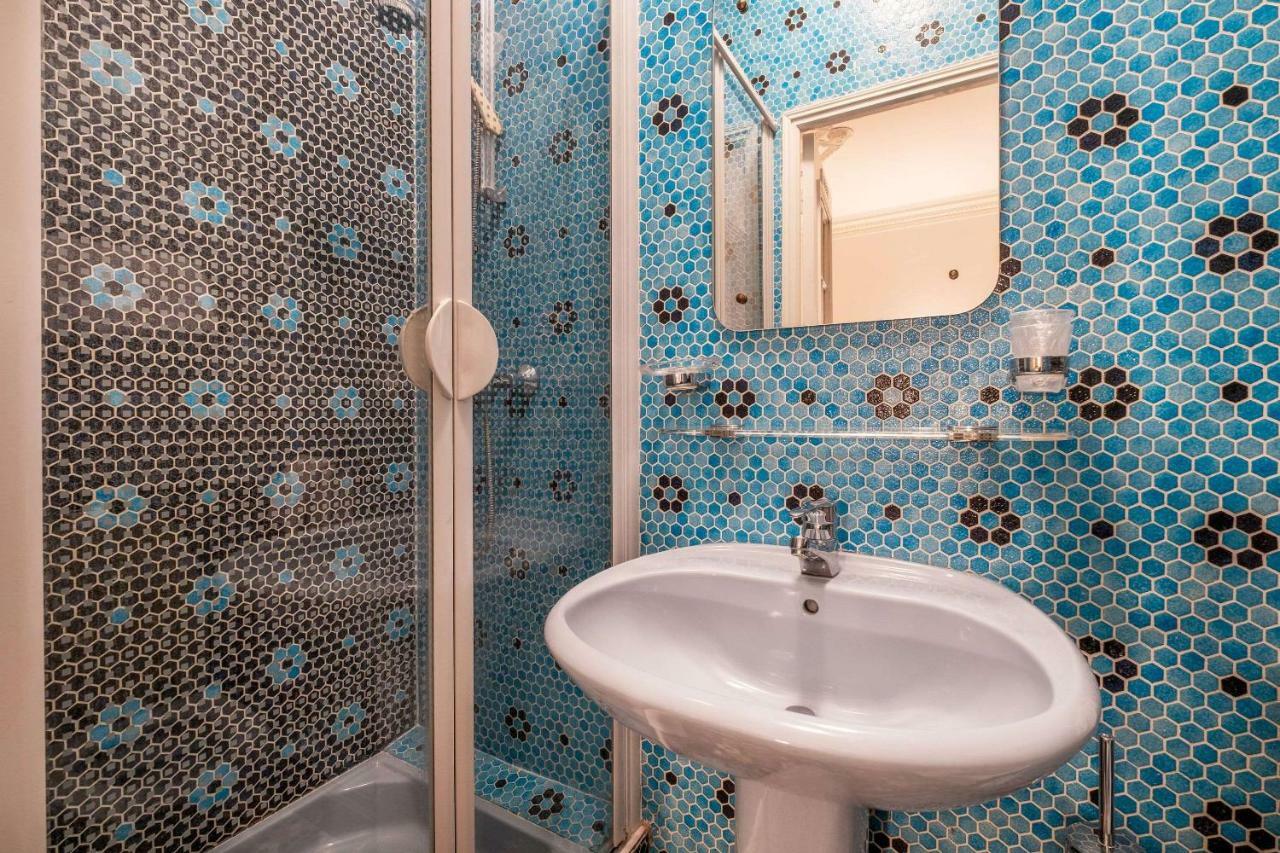 Comfort Hotel Au Firmament Asnières Dış mekan fotoğraf